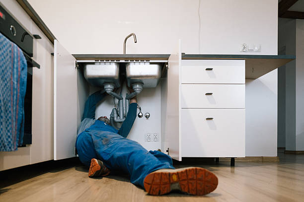 Professional Leak Detection technician working in Portland, CT